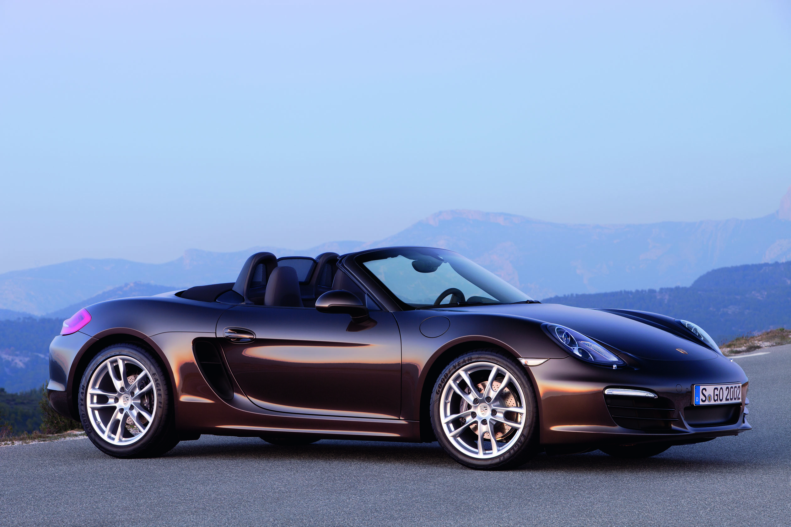 0000067060-13_Boxster_Side